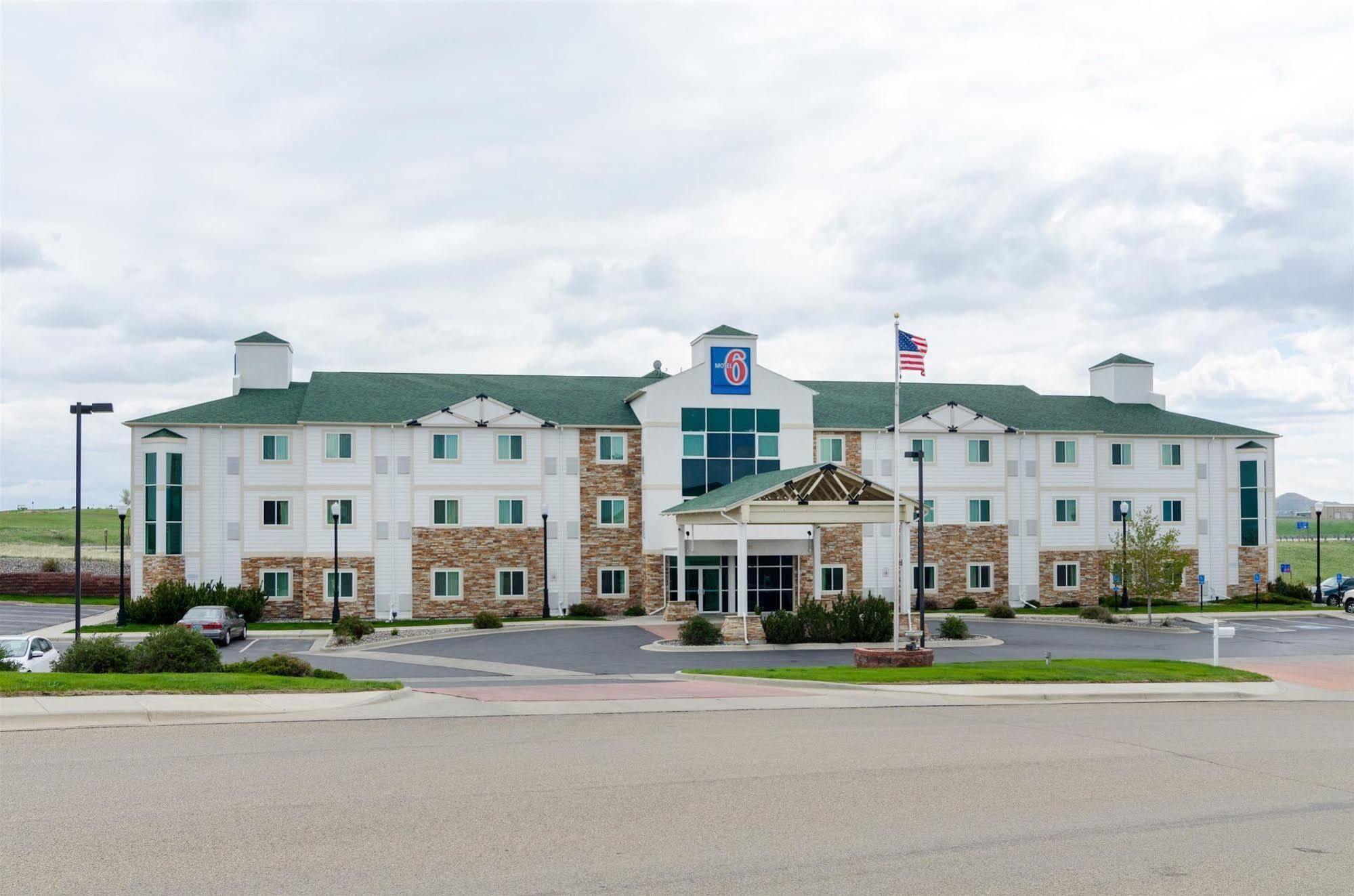 Baymont By Wyndham Sheridan Exterior photo